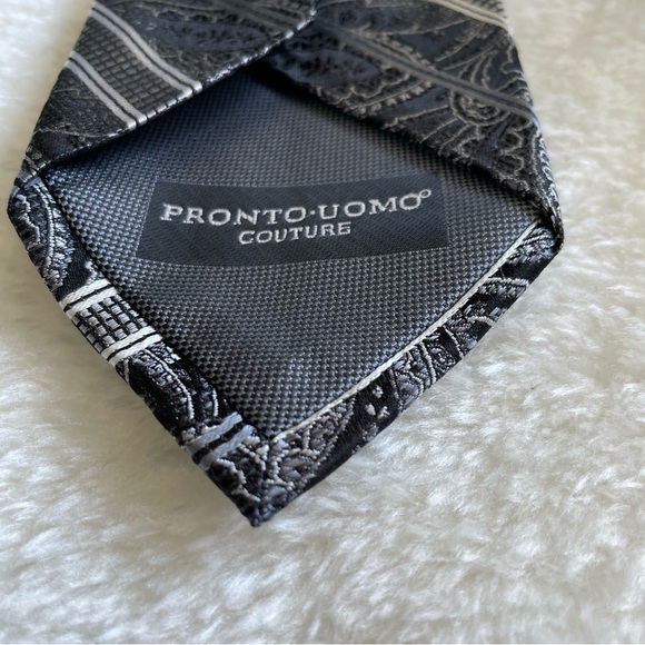 Pronto Uomo Couture Narrow Striped Paisley Silver and Black Silk Tie - Picture 9 of 11